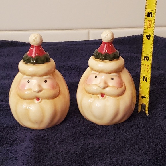 Vintage Santa Glazed Salt and Pepper Shakers - Picture 4 of 5